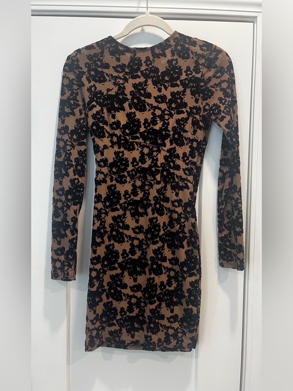 Long-Sleeve Navy and Tan Floral Bodycon Dress